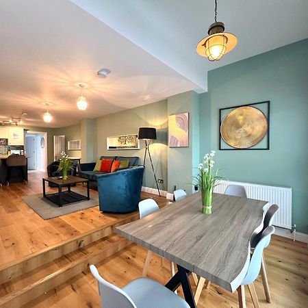 2 Bedroom Apartments Stopoverz Bristol Zewnętrze zdjęcie