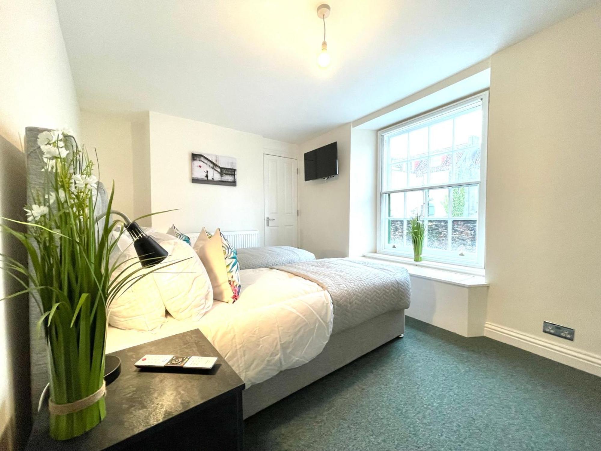 2 Bedroom Apartments Stopoverz Bristol Zewnętrze zdjęcie